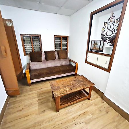 Hallimane Homestay อูดุปปี ภายนอก รูปภาพ
